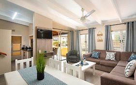 Chakas Rock Chalet 43